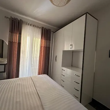Apartment Tirana Home